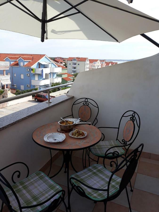 Marina & Luka Apartment Povljana Exterior photo