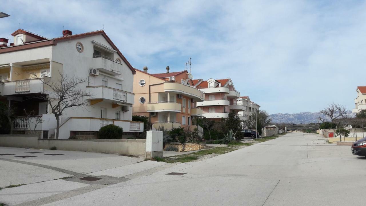 Marina & Luka Apartment Povljana Exterior photo
